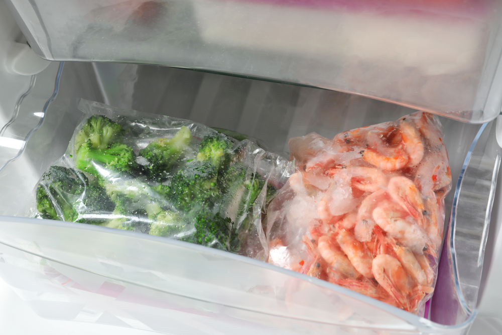 Refrigerate shrimp