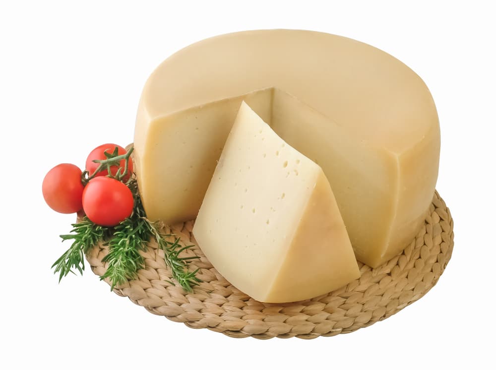 Kefalotyri is regarded the best halloumi cheese substitute