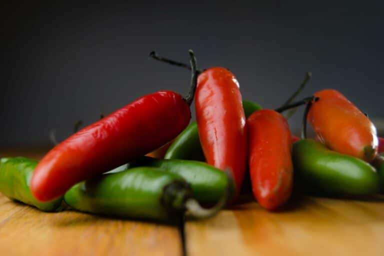 6 Substitutes For Serrano Peppers