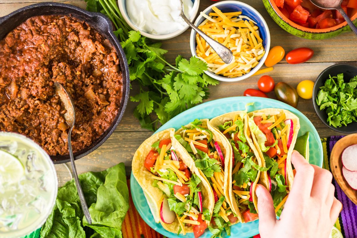How Much Taco Meat Should I Make? The Guide To The Perfect Taco Party