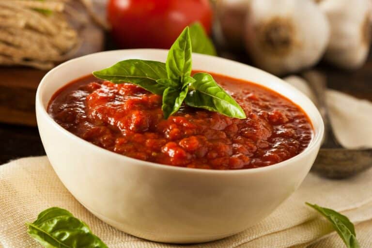Marinara Sauce Vs Spaghetti Sauce: What's The Difference?