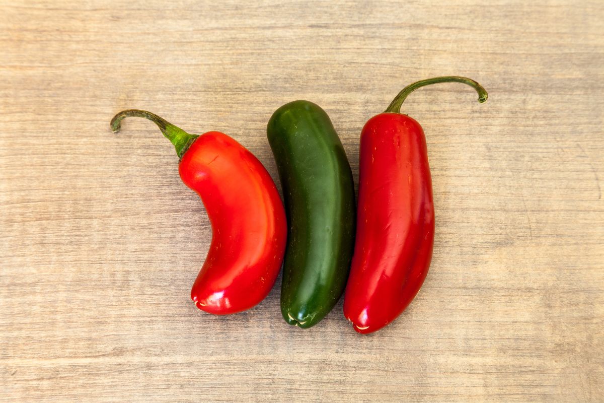 What Are Jalapeño Peppers?: The Ultimate Guide