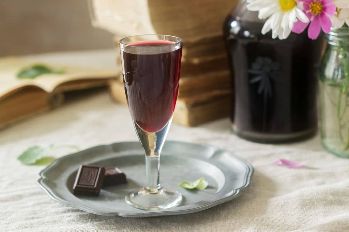 What Does Crème De Cassis Taste Like? Discover Here!