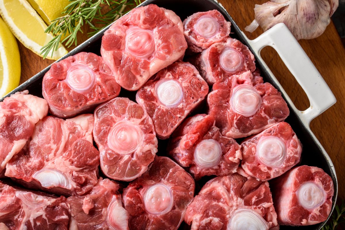 What Does Oxtail Taste Like? All You Need To Know