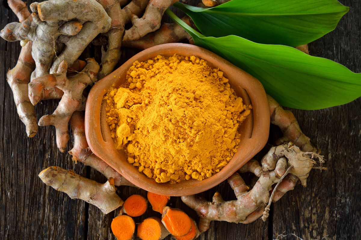 What Does Turmeric Taste Like And How Can You Use It?