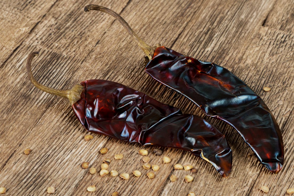 What Is Chile Guajillo? History & Uses